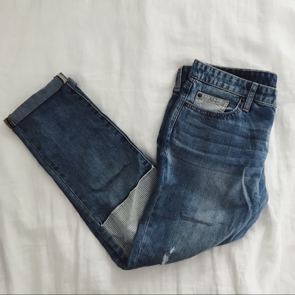 Gap Sexy Boyfriend Fit Patch Jeans